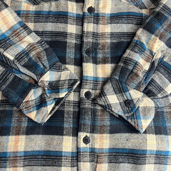 Gifts of Fortune Tomahawk Quilted Plaid Flannel Jacket Long Sleeve Button Up L - Picture 13 of 16
